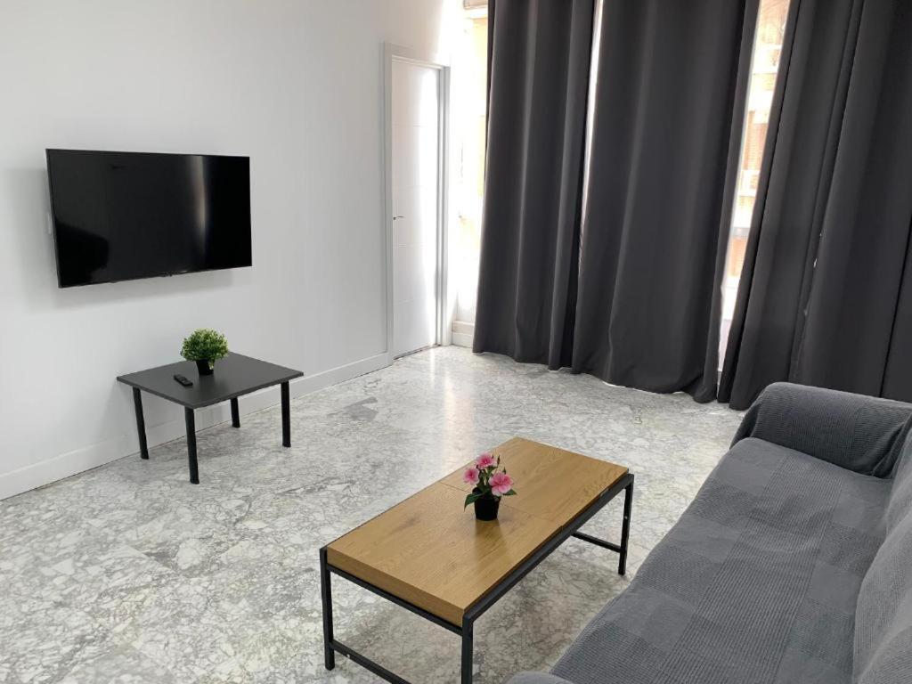 Boutique Living Soho Apartment Malaga Bagian luar foto